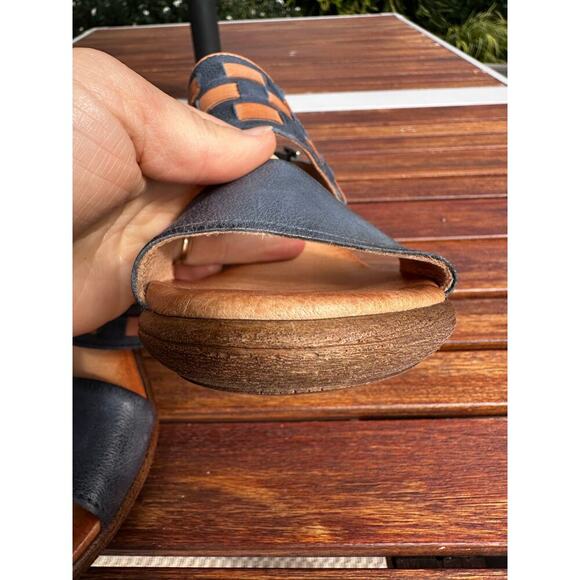 Miz Mooz Constance Womens 7 Blue Leather Hook & Loop Strap Sandals Shoes - Picture 14 of 16